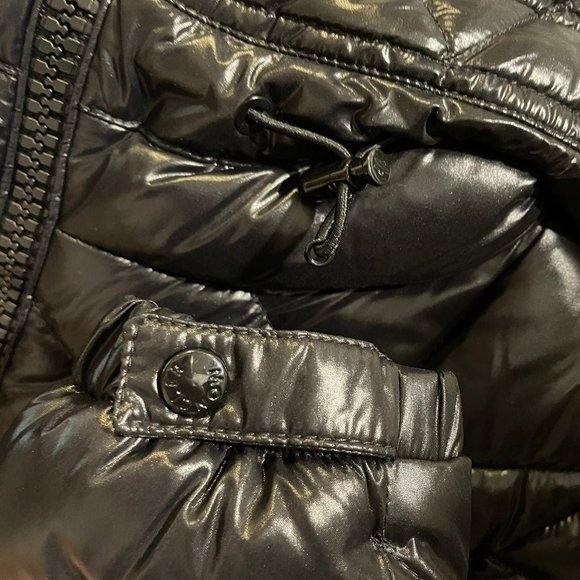 Moncler down jacket - Picture 5 of 11